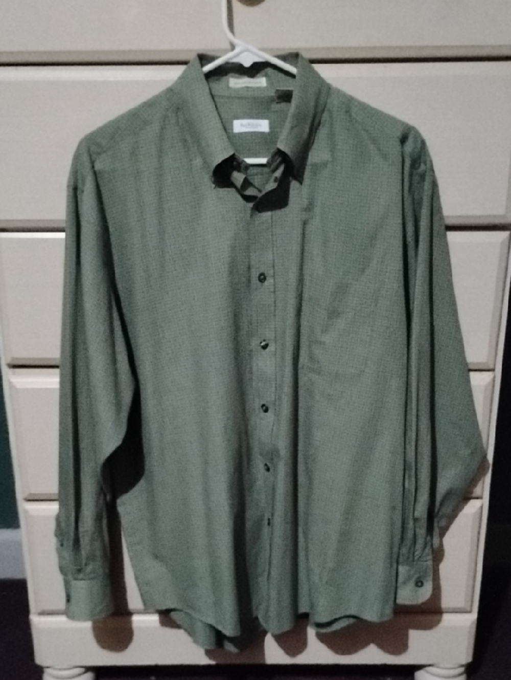 Van Heusen Olive Green Long-Sleeve Dress Shirt
